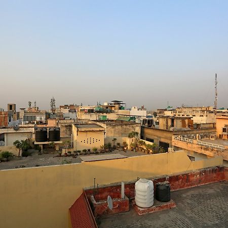 Hotel Aero Look New Delhi Buitenkant foto