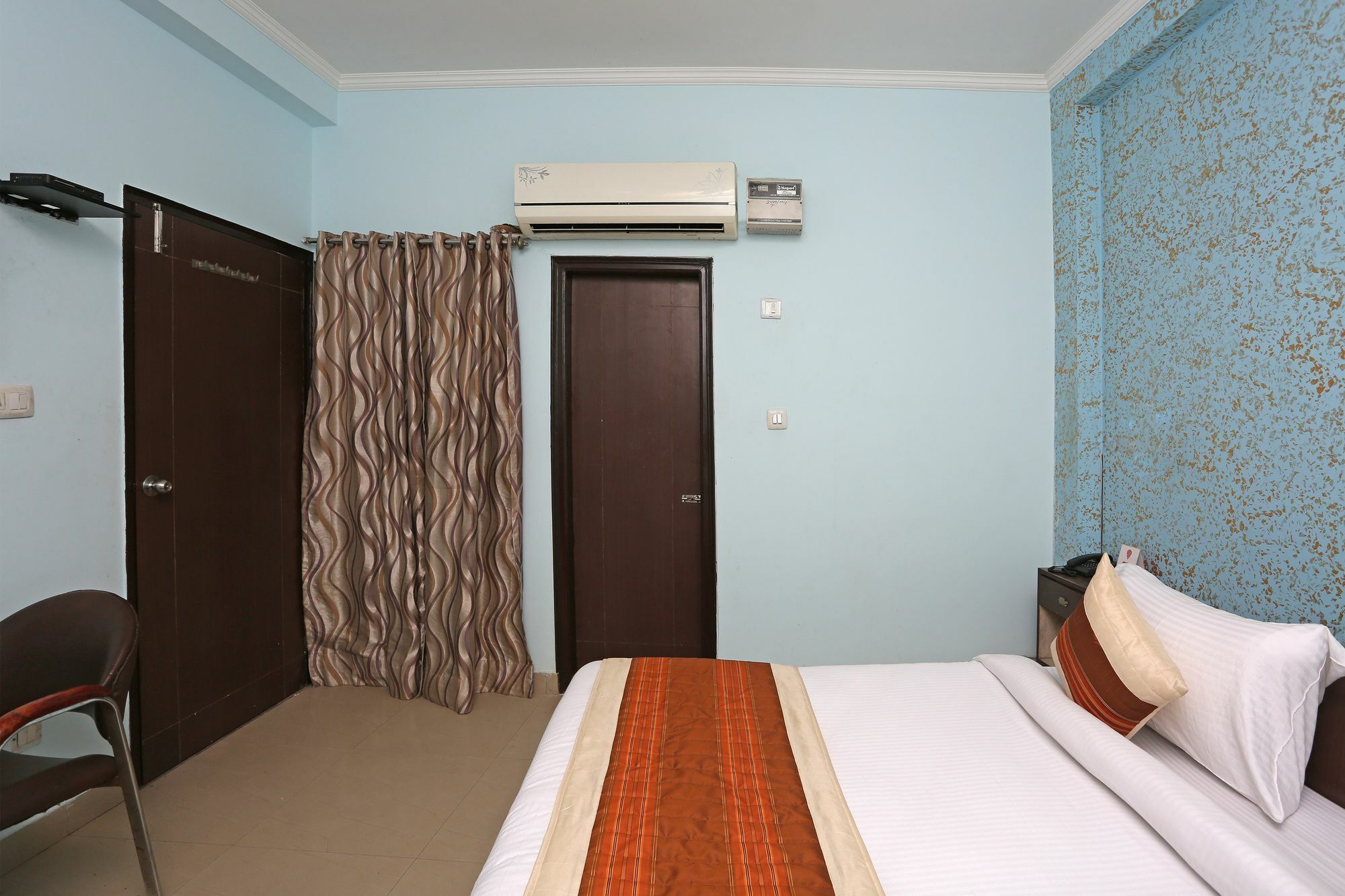 Hotel Aero Look New Delhi Buitenkant foto